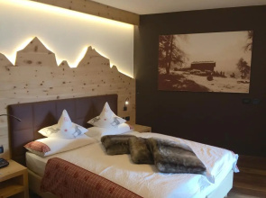 Renato Hotel