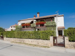 Apartments Anamarija