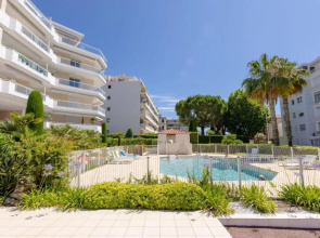 Stylish 2-bedroom apartment in an upscale residence building