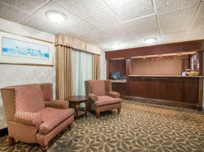 Econo Lodge Erie Pa