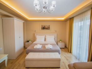 Christis Hotel Borova