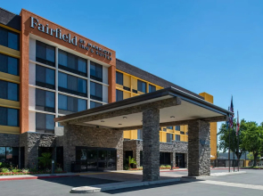Fairfield Inn & Suites by Marriott Bakersfield Central