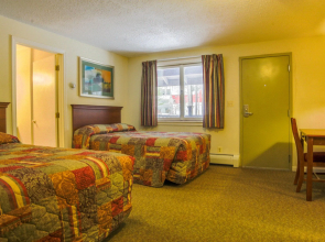 The Upper Pass Lodge at Magic Mountain