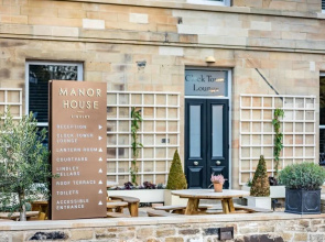 Manor House Lindley