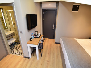 The Row Taksim Hotel