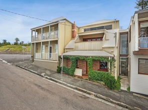 Newcastle Executive Homes - Oceanview Terrace