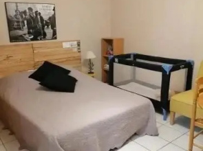 Beaucaire studio