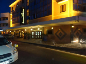 Regency Park Hotel
