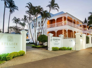 Quarters Hotel
