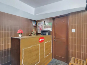 OYO 92514 Savitri Hotel Nand Palace