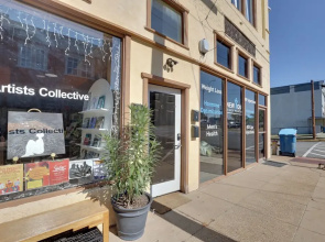 Shop, Dine & Unwind at Historic Dtwn Marshall Apt