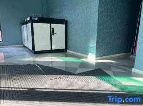 Future City Smart Hotel (Wanda Plaza)
