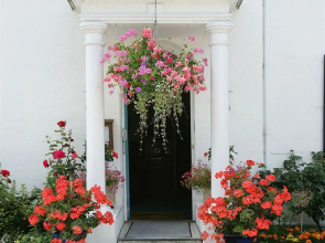 Crossways Hotel