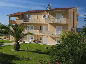 Panorama Fanari Studios & Apartments