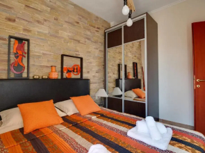 Luxury 2br apartment 50m from beach