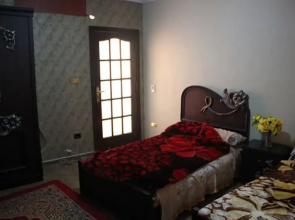 Pyramid Rise Apartments