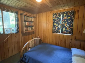 Greens Limit 6 2 Bedroom Cottage by RedAwning