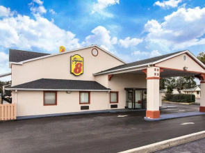 Super 8 Florence