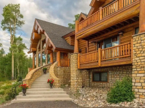 Ruby Ranch 6 Bedroom Holiday home by Key to the Rockies