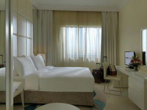 DAMAC Maison Mall Street