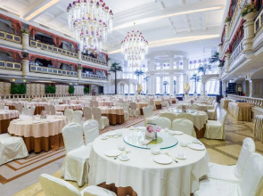 Royal Mediterranean Hotel