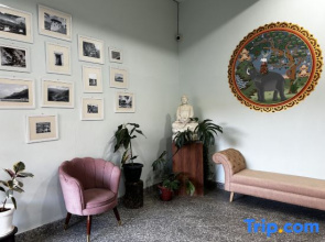 Tshongdu Boutique