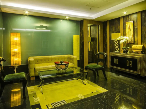 Shaw Residenza Suites