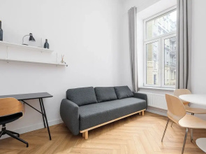 RentPlanet - Apartamenty Rewolucji 1905