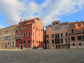 Fenice Apartments in Venice - Sant'Angelo
