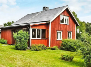 6 Person Holiday Home in Bengtsfors-by Traum