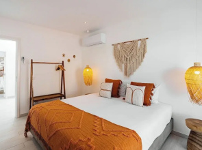Coral Botique Suites