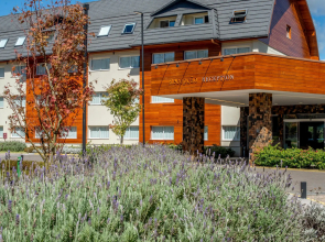 Laghetto Resort Golden