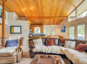 Cozy Groveland Chalet Near Yosemite!
