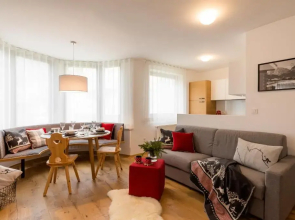 Apartments and Rooms Kaja