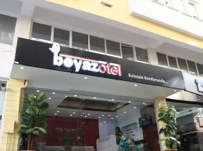 Beyaz Otel