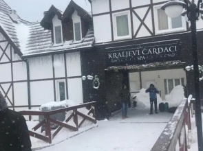 Kopaonik apartmani u Kraljevim Čardacima , Čar 27 i 6-13