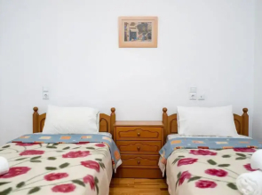 Theoni Central Apartment
