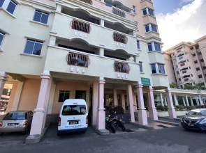 OYO 90061 Kuhara Court Apartment Suite