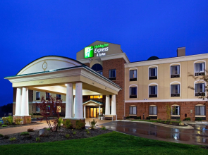Holiday Inn Express & Suites Howell by IHG
