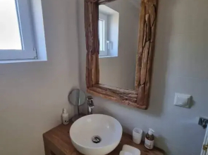 Private 2-bed house, large garden, beaches closeby