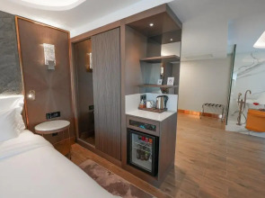 Boreas Hotel, Trademark Collection by Wyndham