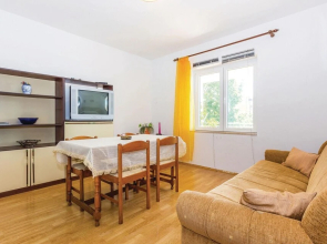 Beautiful Apartment in Novi Vinodolski With 2 Bedrooms and Wifi