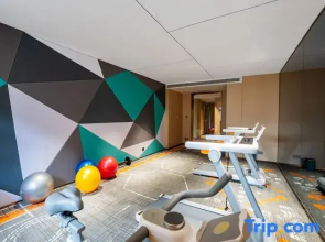 Chao Man Hotel (Urumqi Changchun Middle Road Innovation Square Branch)