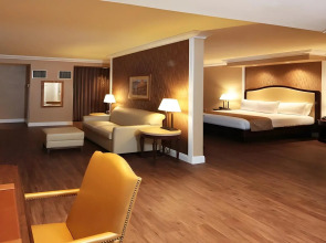 South Point Hotel, Casino, and Spa