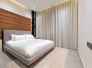 Lovely & Spacious 3-bedroom Flat in Alwadi V