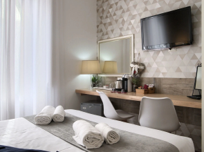 Domus Pietro Inn