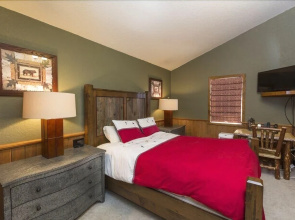 Sherpa 7 - 2 Br Condo