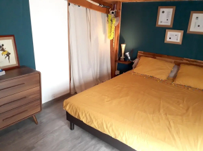 Chalet with 3 Bedrooms in Roquemaure, with Private Pool, Enclosed Garden And Wifi