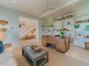 Makana Pool House 5 Bedroom Home by RedAwning, Princeville