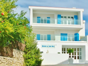 Beautiful Home in Trogir With 4 Bedrooms, Wifi and Heated Swimming Pool